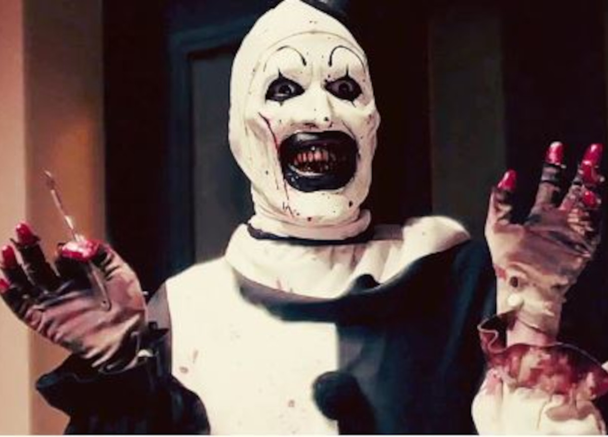 Film horror, gli studenti con nausee e malori. Panico in una scuola media