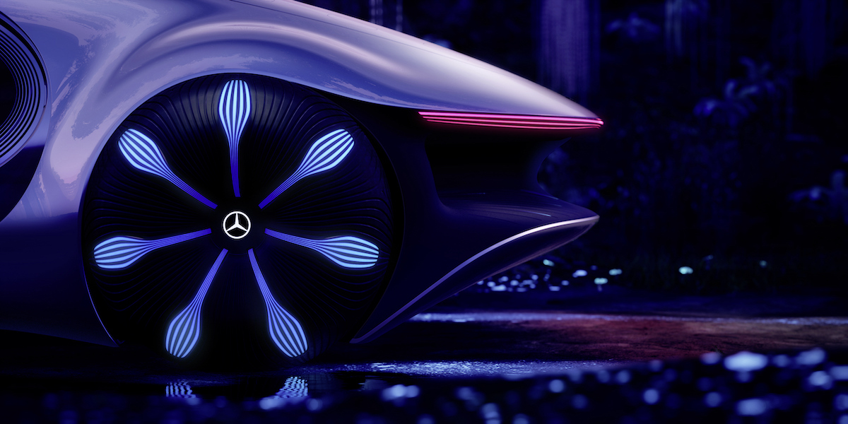 Mercedes-Benz  apre le porte al mondo di AVATAR