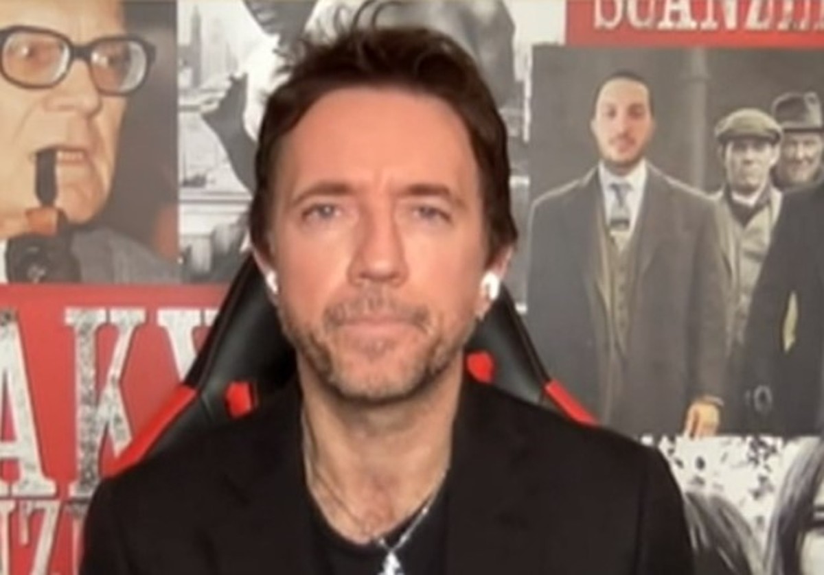 Minacce social a Giorgia Meloni, Scanzi: “Anche io querelo 20 volte al mese” Minacce social a Giorgia Meloni, Scanzi: “Anche io querelo 20 volte al mese”