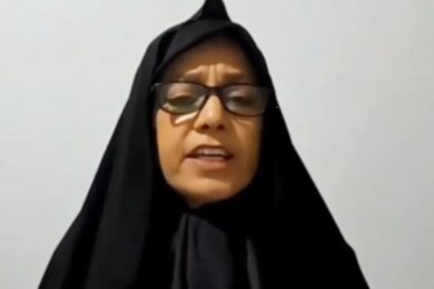 Iran, condannata a 3 anni la nipote di Khamenei: “Ha criticato il regime”