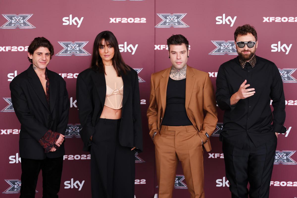 X Factor, trionfano i “Santi Francesi” di Rkomi. Poi, la confessione di Fedez