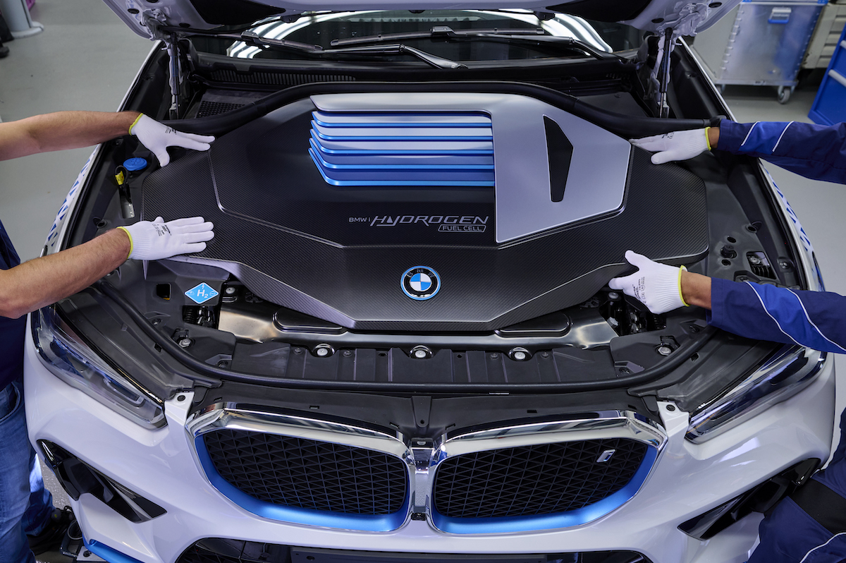 BMW inizia la produzione in piccola serie della iX5 Hydrogen BMW inizia la produzione in piccola serie della iX5 Hydrogen