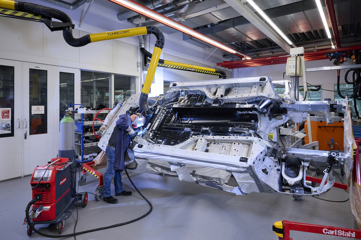 BMW inizia la produzione in piccola serie della iX5 Hydrogen BMW inizia la produzione in piccola serie della iX5 Hydrogen