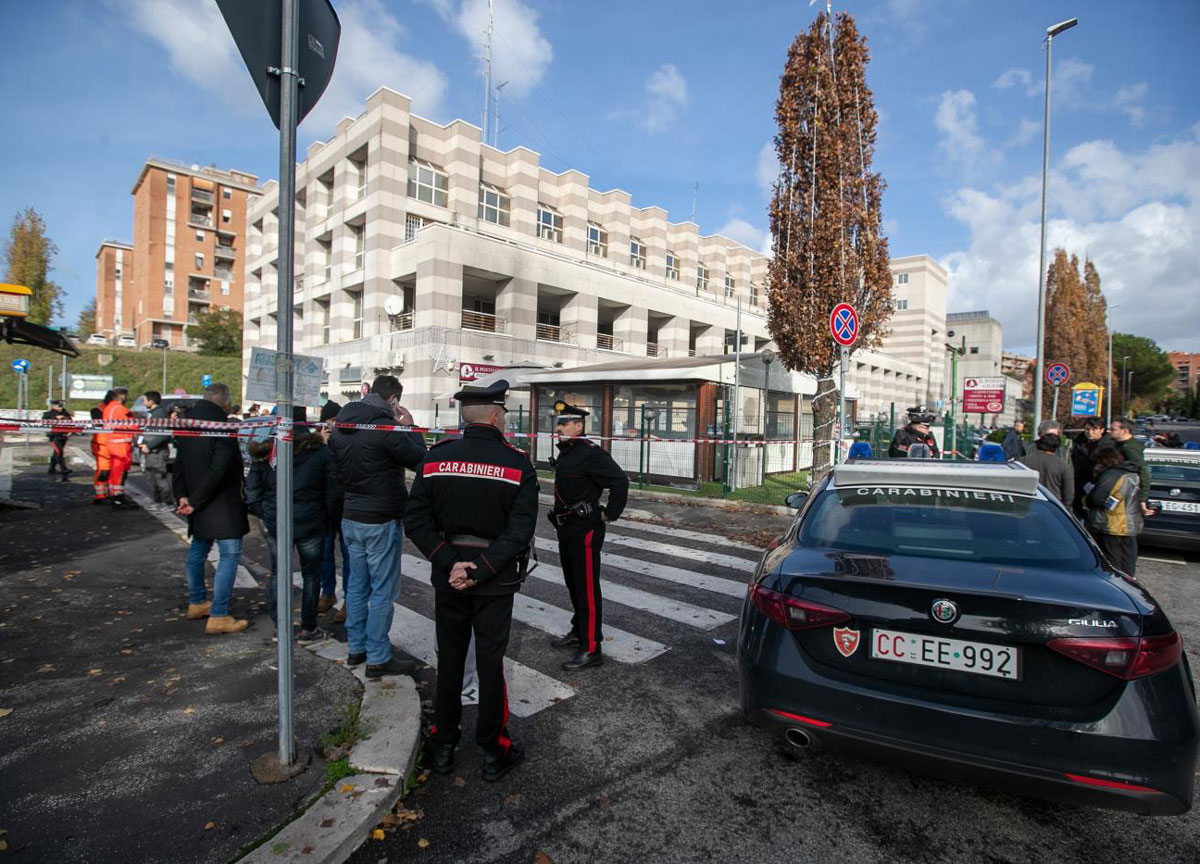 Strage condominio, sequestrato poligono di tiro dove il killer ha preso l’arma Strage condominio, sequestrato poligono di tiro dove il killer ha preso l’arma