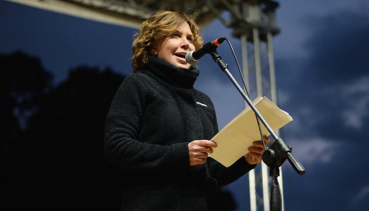 Sabina Guzzanti su Meloni: “La stimo, ci fa sentire tutte più forti” Sabina Guzzanti su Meloni: “La stimo, ci fa sentire tutte più forti”