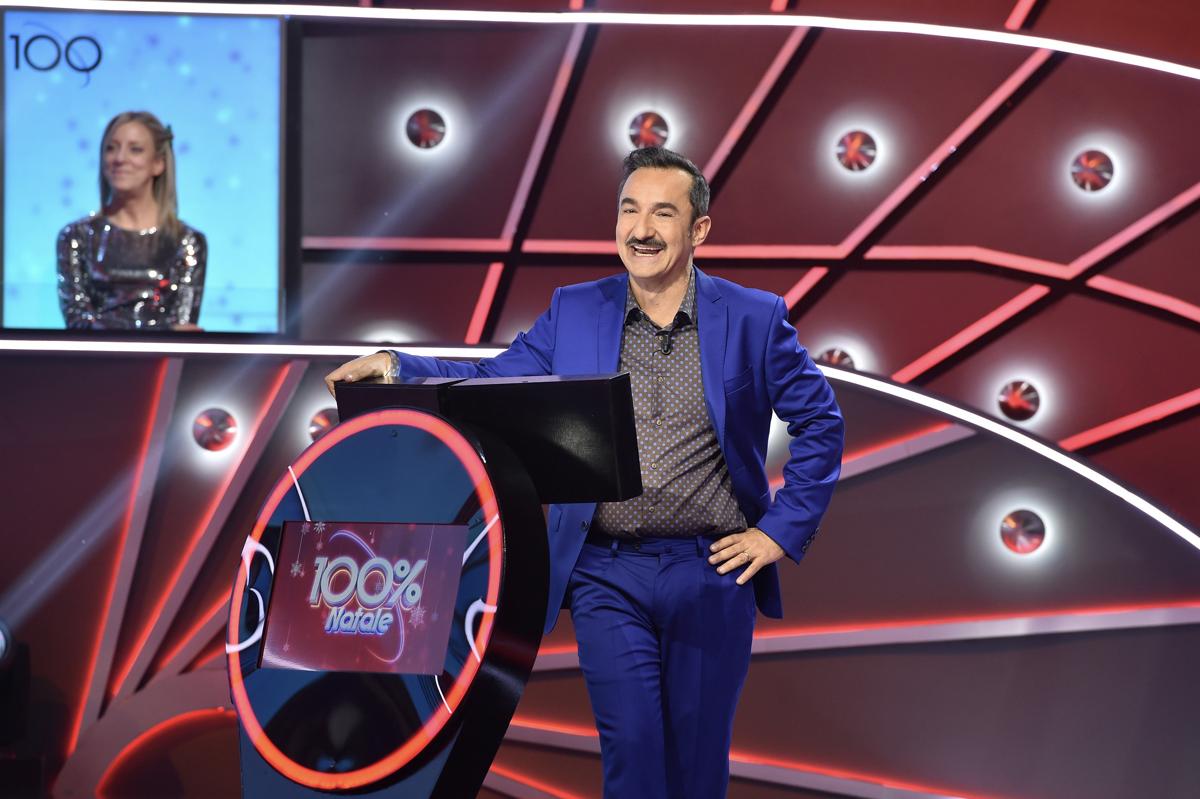 100% Natale con Nicola Savino: 3 coppie vip, show Annalisa e… Anticipazioni 100% Natale con Nicola Savino: 3 coppie vip, show Annalisa e… Anticipazioni