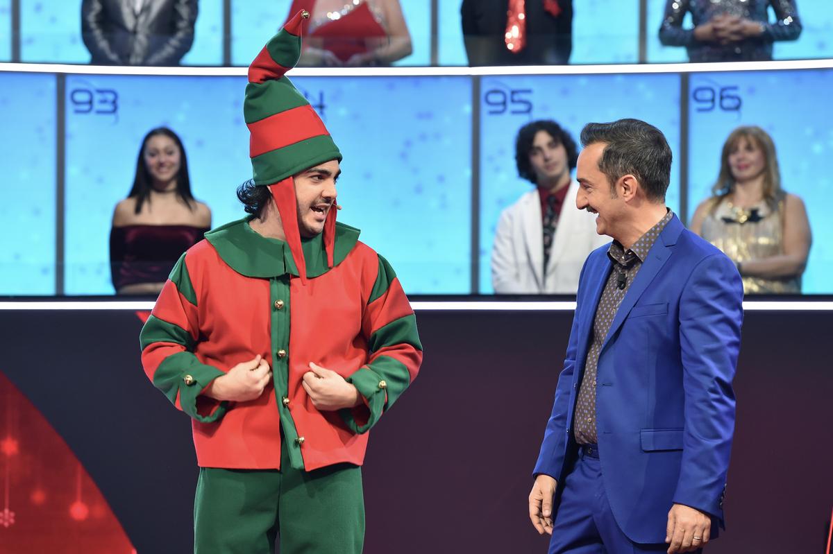 100% Natale con Nicola Savino: 3 coppie vip, show Annalisa e… Anticipazioni 100% Natale con Nicola Savino: 3 coppie vip, show Annalisa e… Anticipazioni