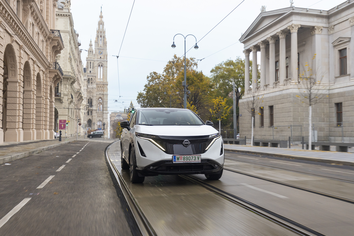 Nissan, Electric Travel Guide, Europa centrale Nissan, Electric Travel Guide, Europa centrale