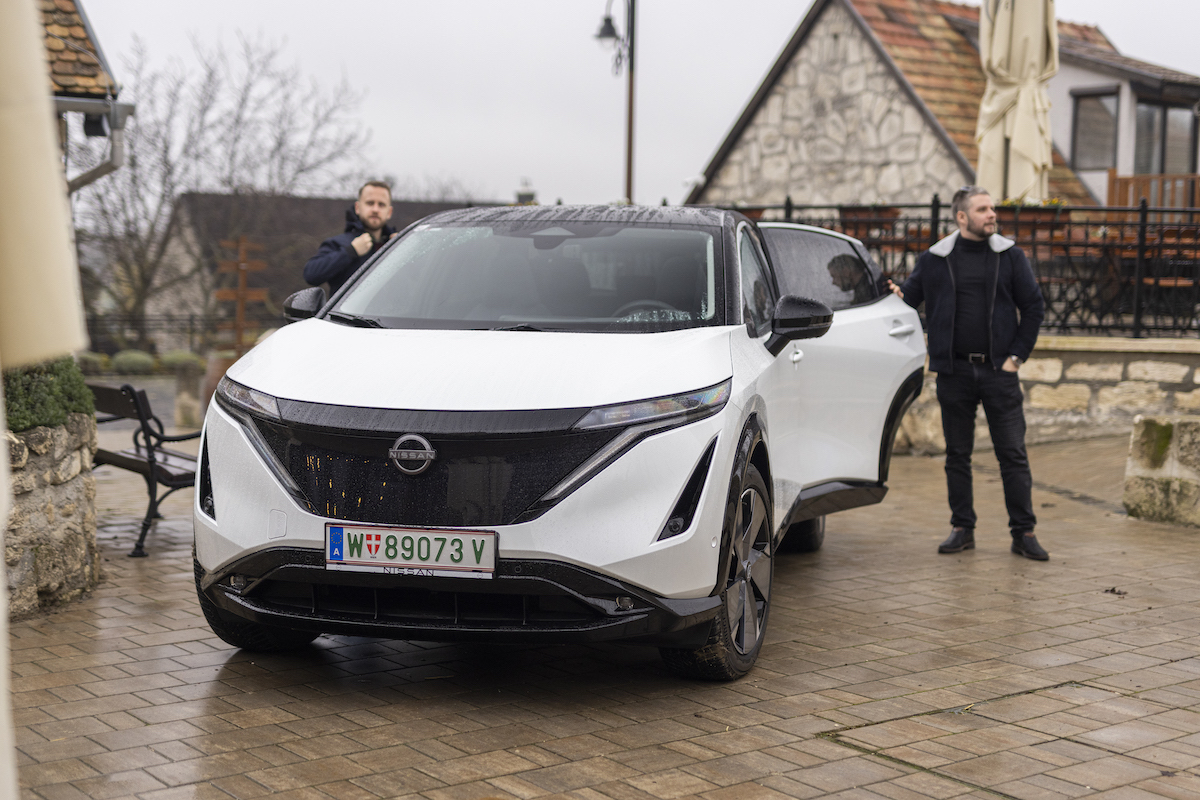 Nissan, Electric Travel Guide, Europa centrale Nissan, Electric Travel Guide, Europa centrale