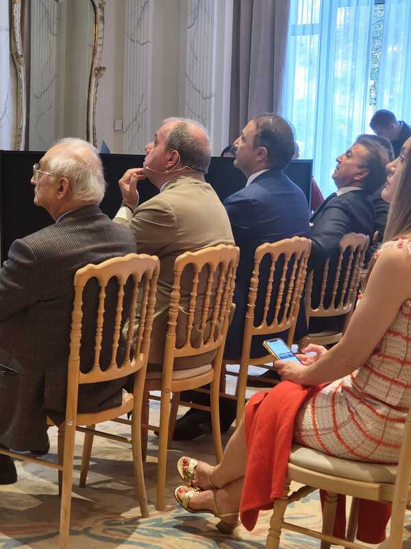 L’Espresso cambia direttore: Iervolino sceglie Rossi al posto di Lirio Abbate
