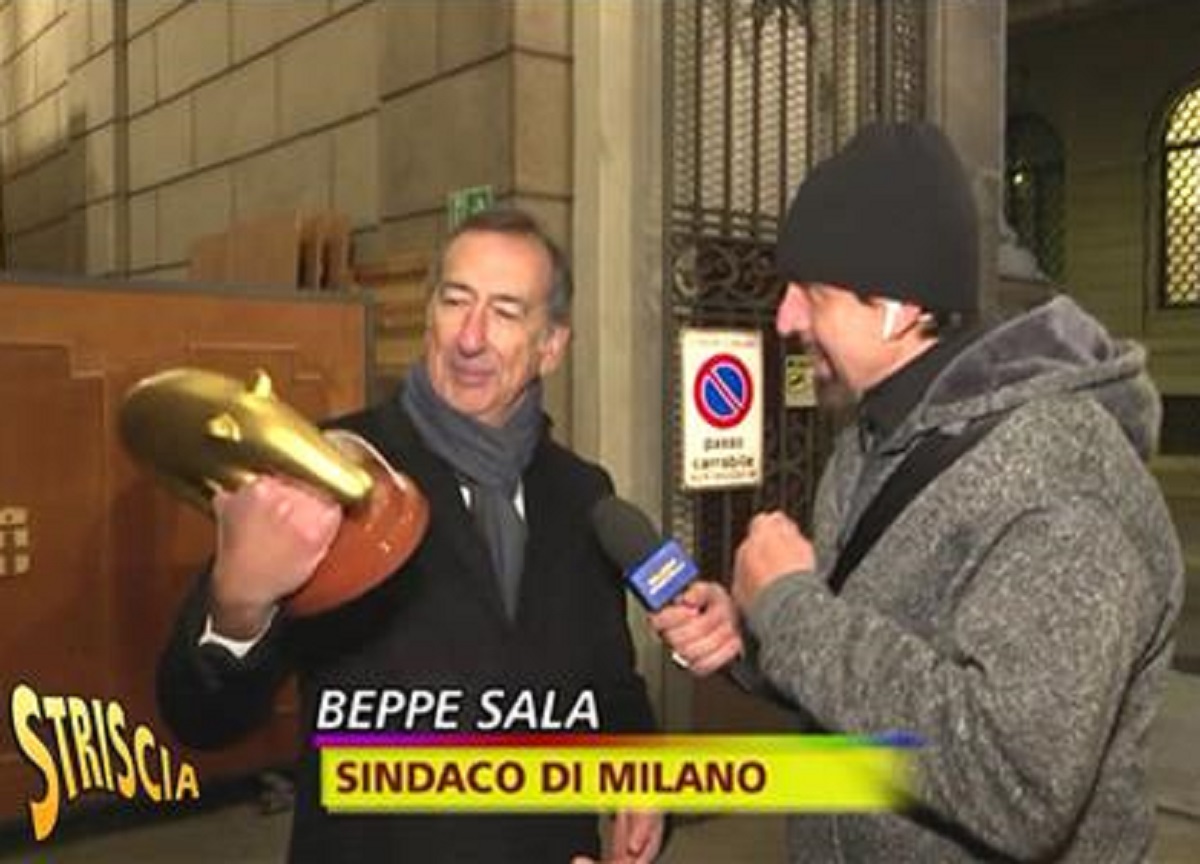 Tapiro d’oro al sindaco di Milano Beppe Sala Tapiro d’oro al sindaco di Milano Beppe Sala