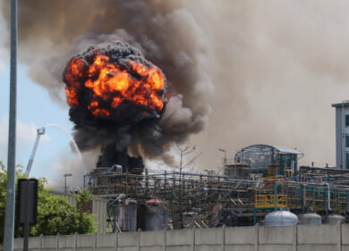 Francia, incendio in un palazzo a Lione. 10 morti tra cui 5 bambini