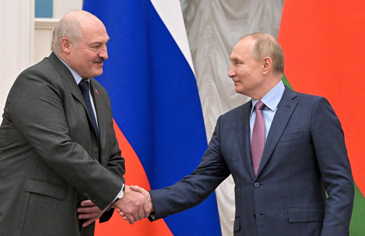 Putin va da Lukashenko per arruolarlo. Ucraina, nuova invasione su larga scala Putin va da Lukashenko per arruolarlo. Ucraina, nuova invasione su larga scala