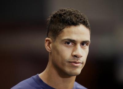 20403493 small 20403493 small