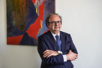 Qatar-gate, Gianluca Comin: “Non è lobbismo, sembra proprio una grande truffa”