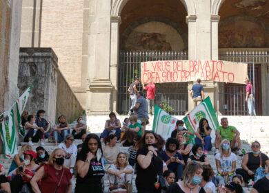 Roma come Pechino: i servizi scolastici statalizzati: liquidati i privati