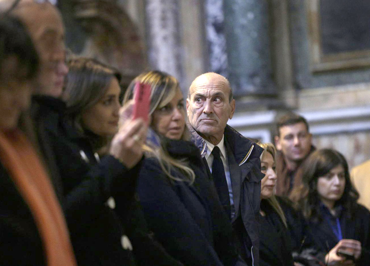 Lando Buzzanca, addio da ridere. Il figlio: “Da domani che inizia la guerra” Lando Buzzanca, addio da ridere. Il figlio: “Da domani che inizia la guerra”