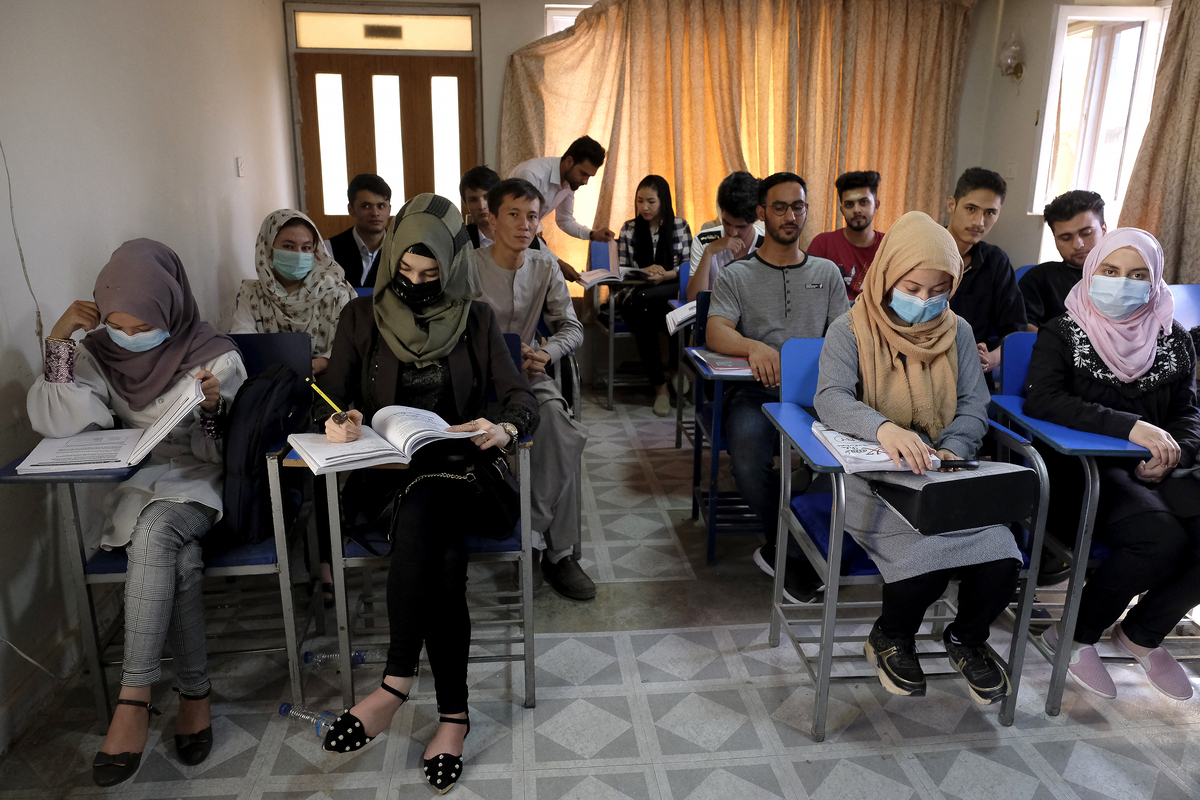 In Afghanistan le donne non possono più frequentare l’Università In Afghanistan le donne non possono più frequentare l’Università