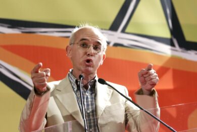 Lombardia, Medicina democratica: “Candidatura di Pregliasco ha rovinato tutto”