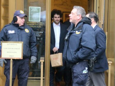 Inchiesta Ftx, Bankman-Fried libero con una cauzione da 250 milioni di dollari