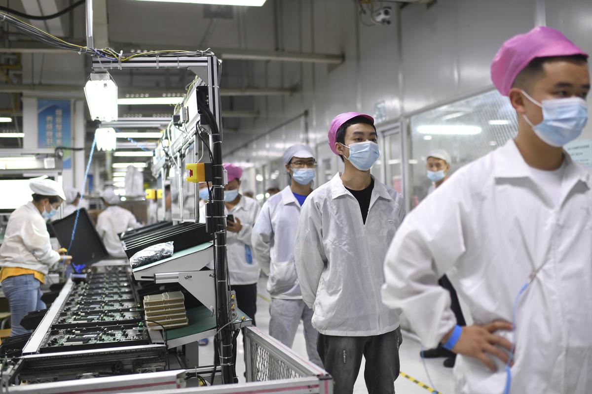 Apple & co. puntano su Vietnam e India. Perché i colossi tech lasciano la Cina Apple & co. puntano su Vietnam e India. Perché i colossi tech lasciano la Cina