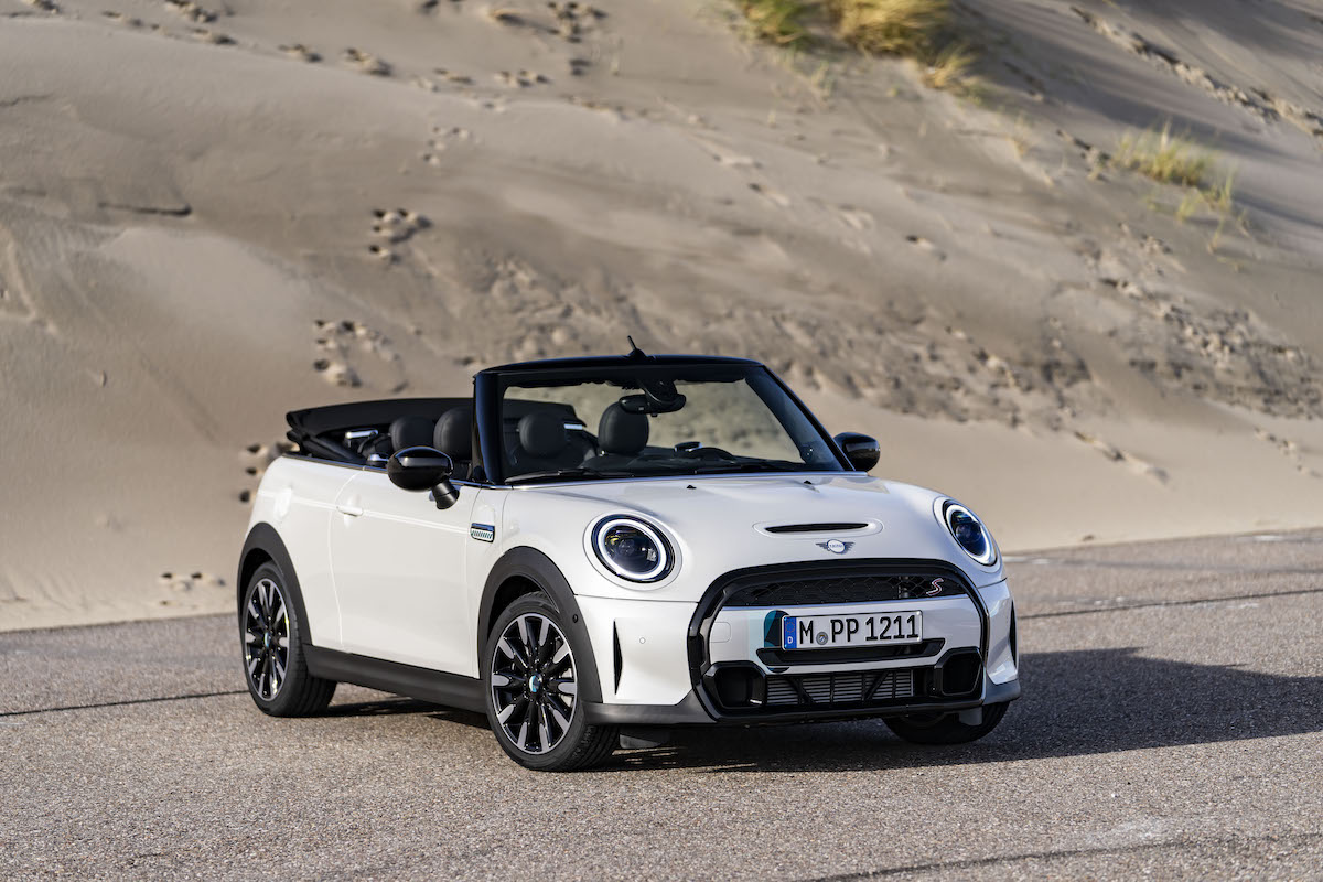 MINI Cabriolet Seaside Edit: trent’anni sulla cresta dell’onda