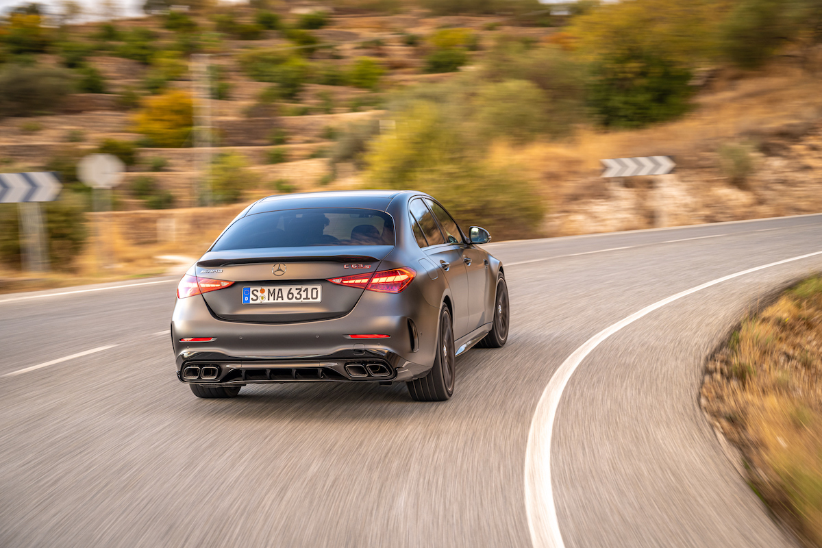 AMG C 63 s e performance, il 4 cilindri più potente al mondo AMG C 63 s e performance, il 4 cilindri più potente al mondo