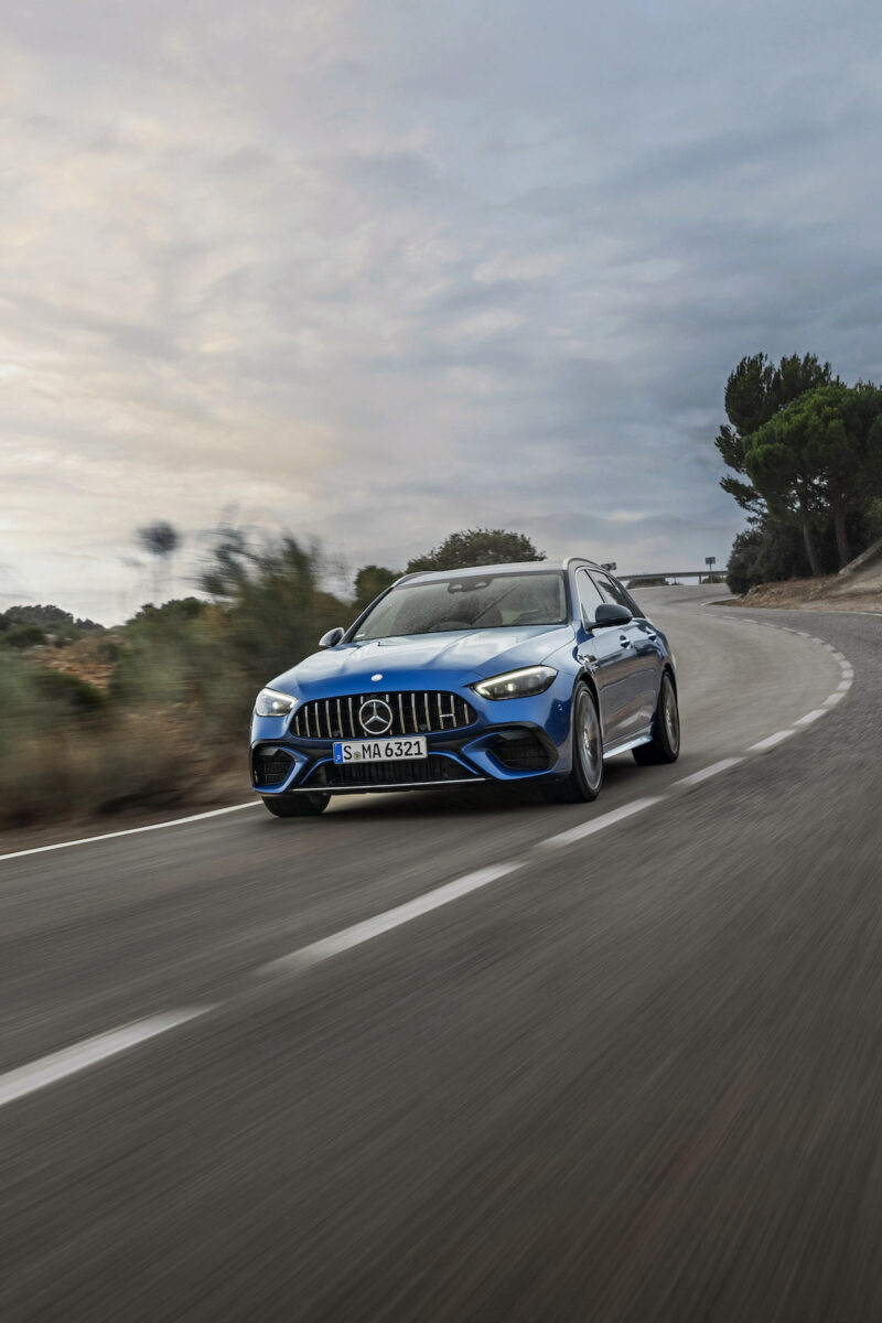 AMG C 63 s e performance, il 4 cilindri più potente al mondo AMG C 63 s e performance, il 4 cilindri più potente al mondo