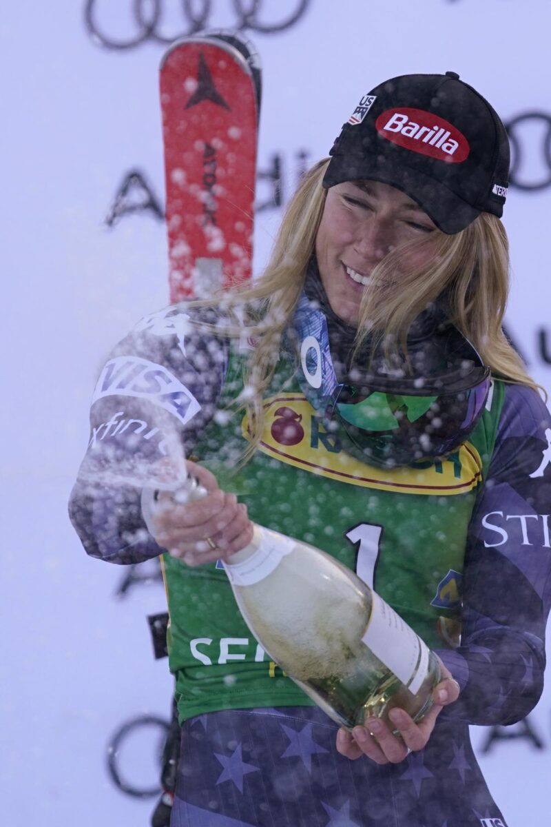 Mikaela Shiffrin, la regina dello sci Mondiale va in gol con la Juventus Mikaela Shiffrin, la regina dello sci Mondiale va in gol con la Juventus