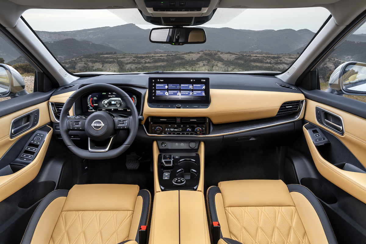 Nissan X-Trail e-POWER star del Vertical Winter Tour 2023 di Radio Deejay Nissan X-Trail e-POWER star del Vertical Winter Tour 2023 di Radio Deejay