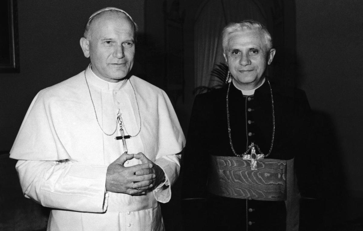 E’ morto Joseph Ratzinger, Benedetto XVI: chi era il Papa emerito