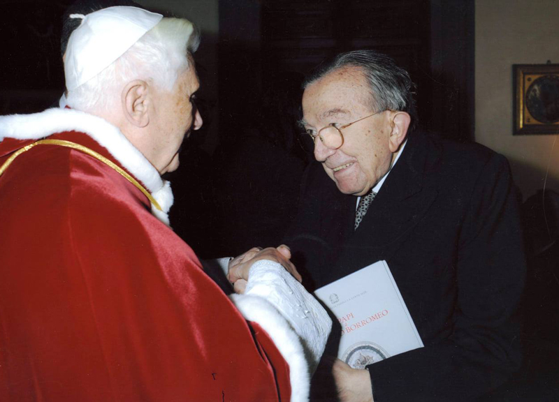 E’ morto Joseph Ratzinger, Benedetto XVI: chi era il Papa emerito