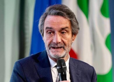 Covid, Fontana: “Notizie rassicuranti: la variante dalla Cina è Omicron”