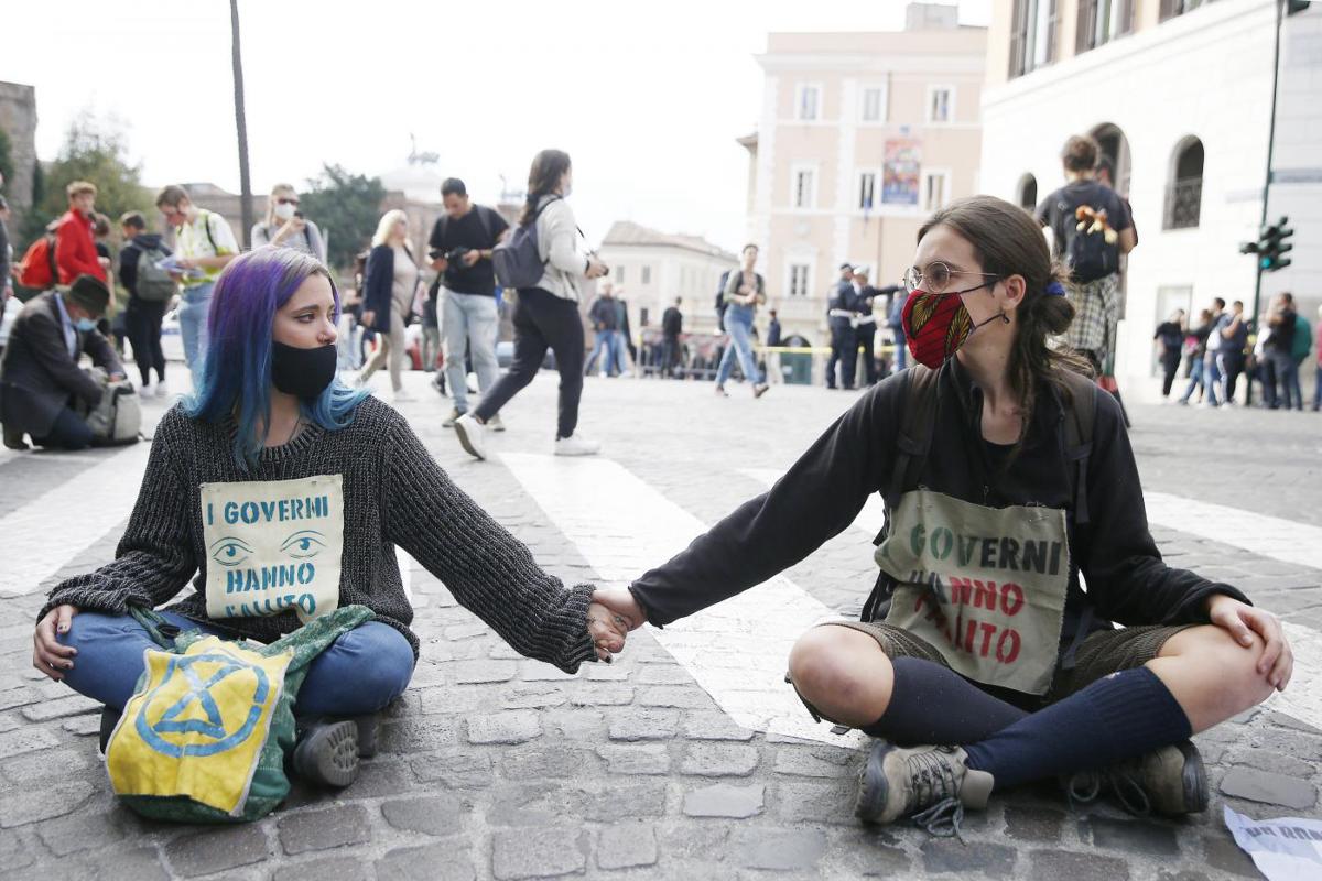 Extinction Rebellion come Ultima Generazione: “Vedrete altre azioni eclatanti”