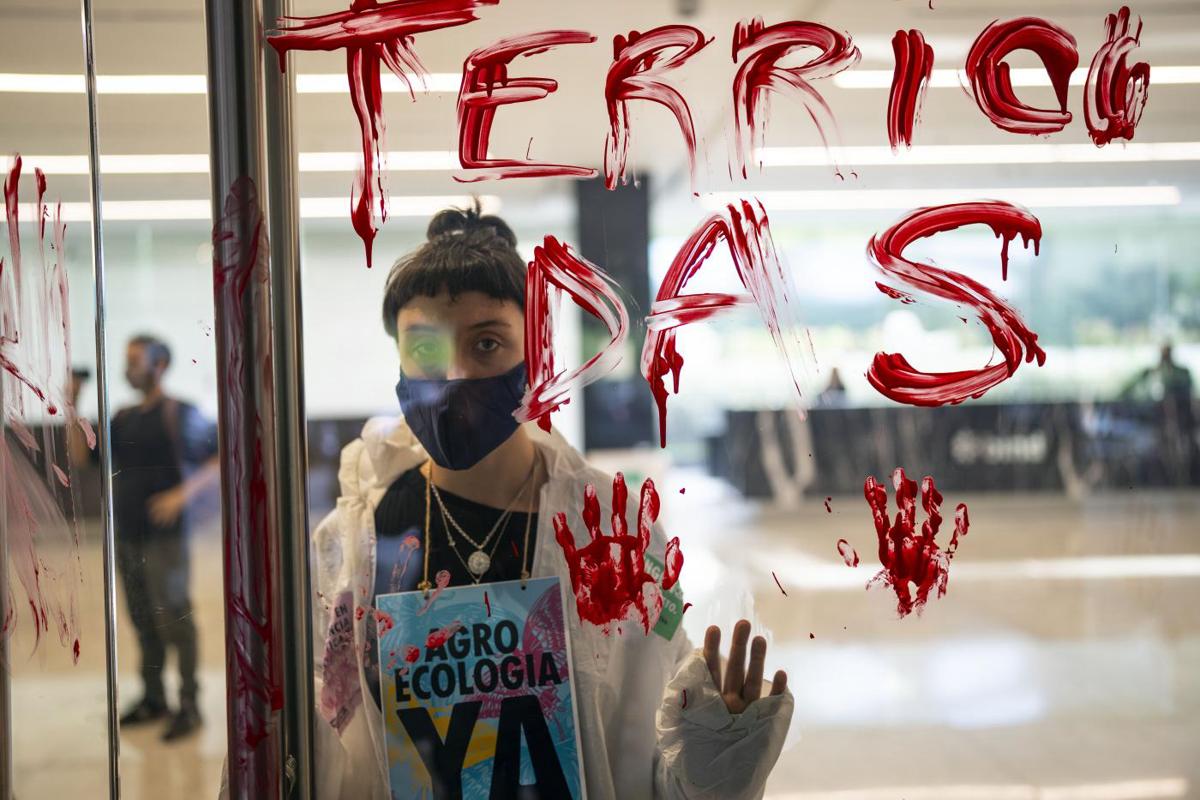 Extinction Rebellion come Ultima Generazione: “Vedrete altre azioni eclatanti”