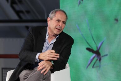 Zaia: “Crisanti dava ai giornalisti i miei messaggi privati. Rapporto rotto”