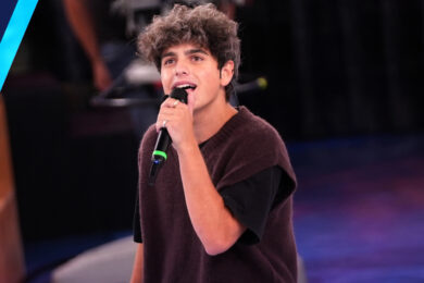 Amici 22, l’esibizione di Niveo all’Arena di Verona è un disastro