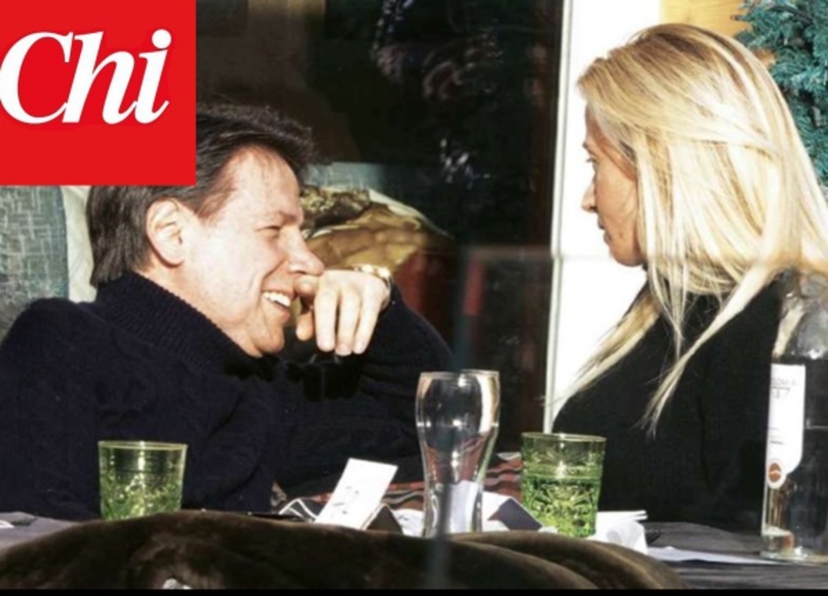 Conte, Renzi, Vespa, Mentana e… Politici e vip a Cortina per Capodanno. Foto Conte, Renzi, Vespa, Mentana e… Politici e vip a Cortina per Capodanno. Foto