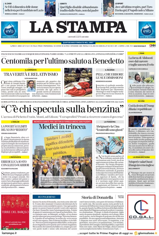 Prime pagine giornali 5 gennaio 2023. Covid, tamponi a chi vola dalla Cina