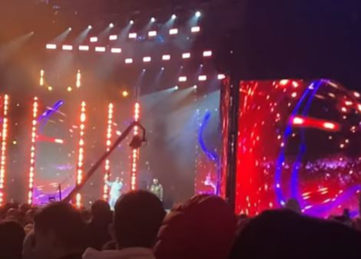 Capodanno a Genova, indagine su Mediaset. Appalti, ipotesi “turbativa d’asta”