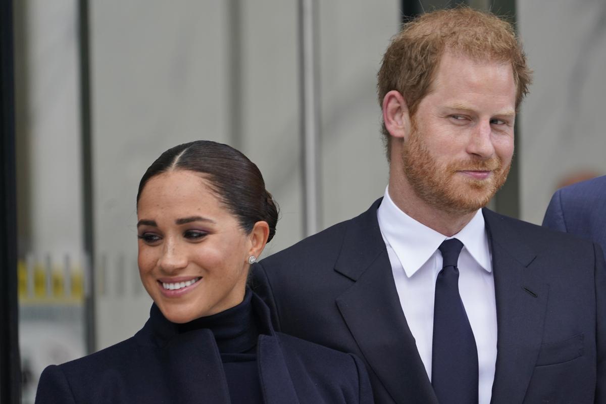 Royal Family, per Harry è finita dopo il memoir. Scaricato da reali e militari Royal Family, per Harry è finita dopo il memoir. Scaricato da reali e militari