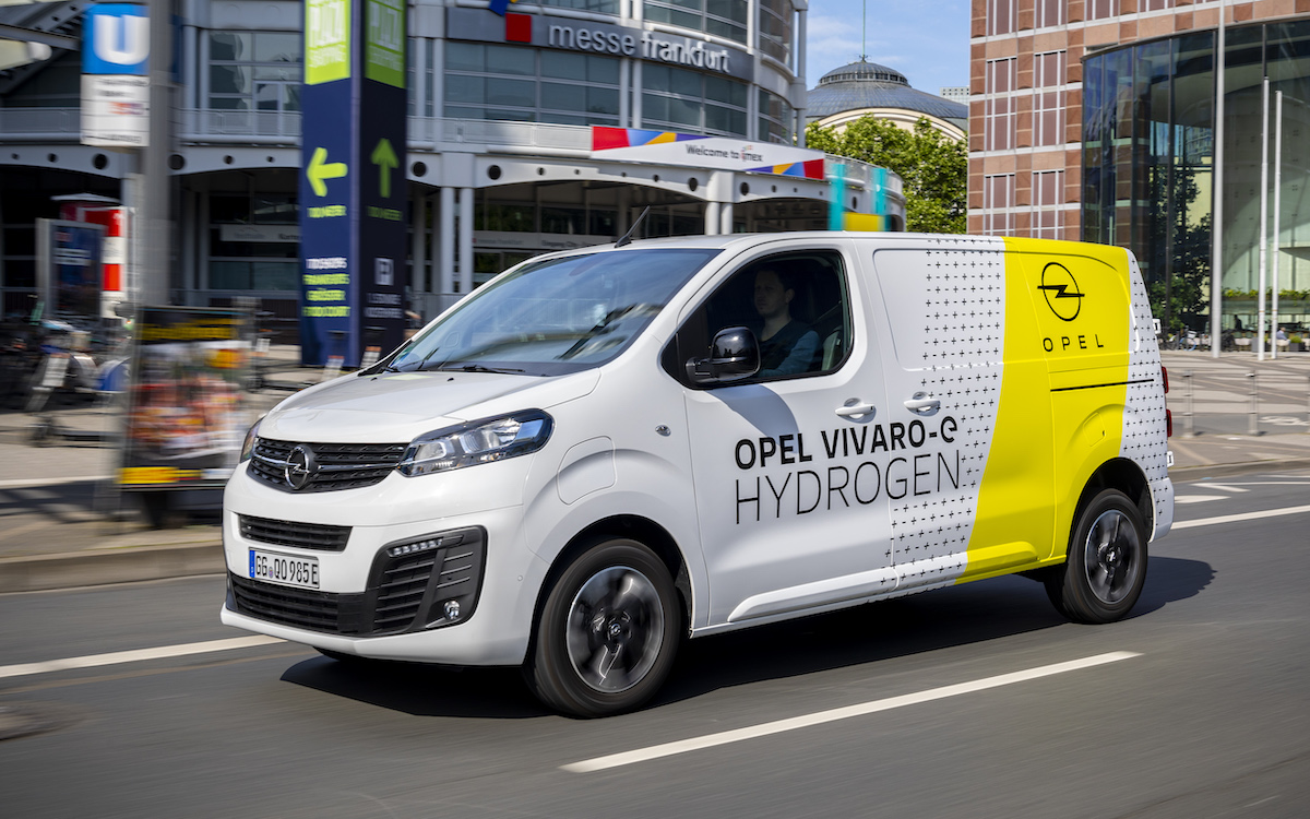 Opel Vivaro-e HYDROGEN: il primo veicolo elettrico Fuel Cell a zero emissioni