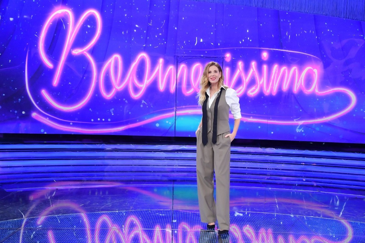Il grande ritorno della Marcuzzi in Rai. Alessia debutta con “Boomerissima”