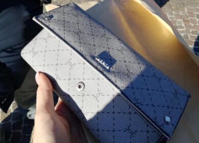 Milano, un tesoro di oggetti smarriti: nel 2022 sono stati 31mila