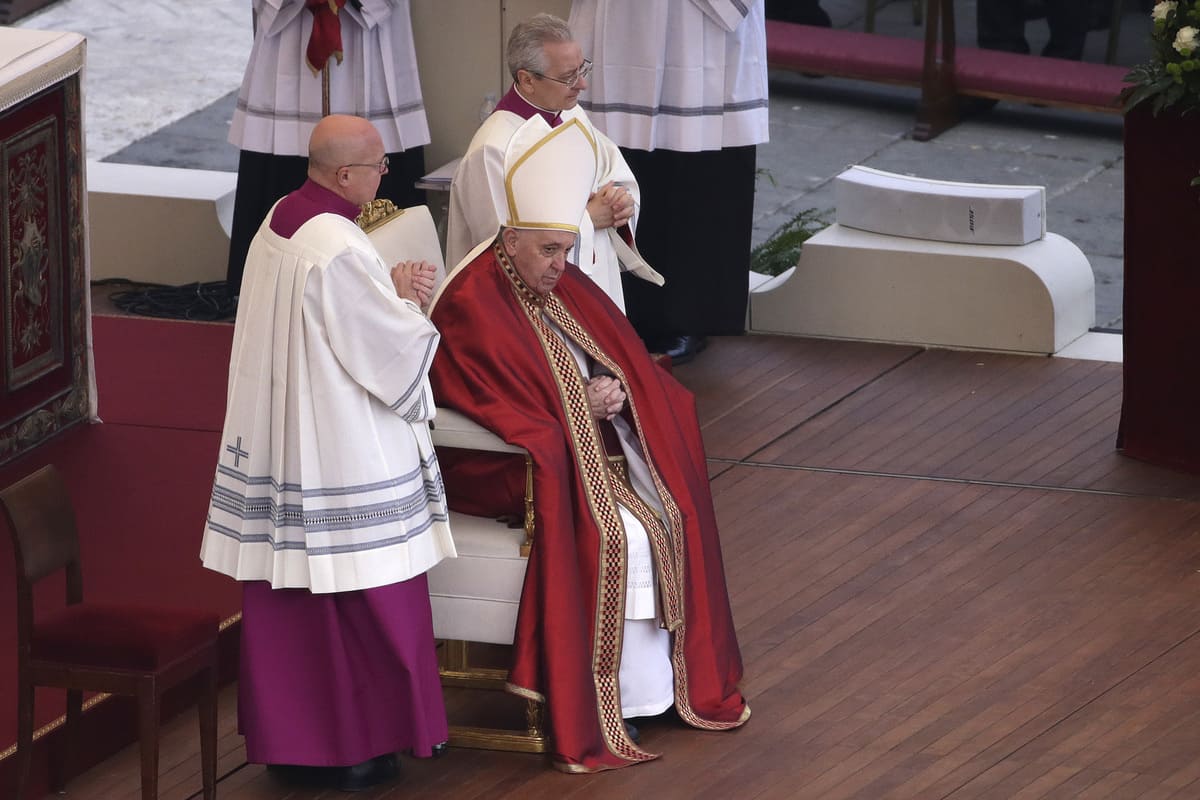 Padre Georg: “Ora devo stare zitto”. Papa Francesco, il libro e le tensioni Padre Georg: “Ora devo stare zitto”. Papa Francesco, il libro e le tensioni