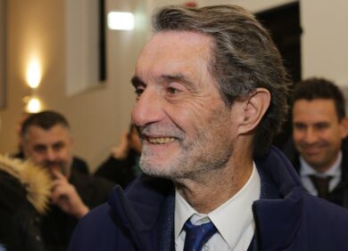 Lombardia, Fontana: “Bossi ha sancito che la Lega è unita al mio fianco”