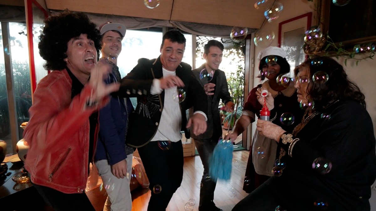 Vaffanvip, su tutte le piattaforme l’ironico brano dedicato ai “morti di fama”