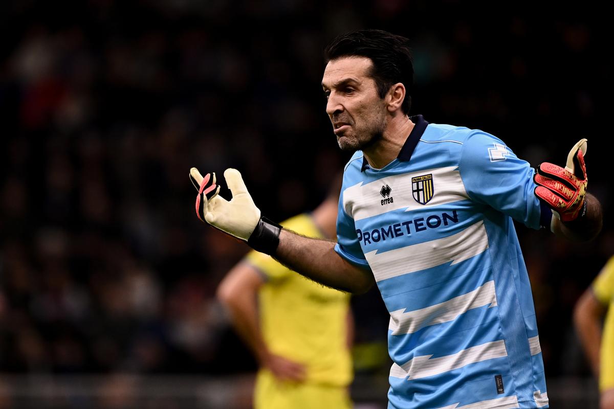 Buffon highlander: Inter-Parma, ipnotizza Dezko, re di San Siro a 45 anni Buffon highlander: Inter-Parma, ipnotizza Dezko, re di San Siro a 45 anni