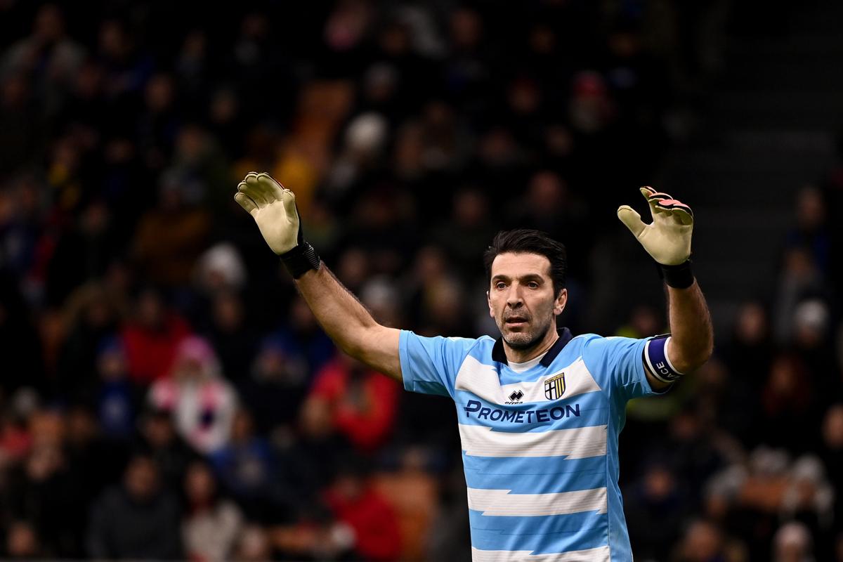 Buffon highlander: Inter-Parma, ipnotizza Dezko, re di San Siro a 45 anni Buffon highlander: Inter-Parma, ipnotizza Dezko, re di San Siro a 45 anni