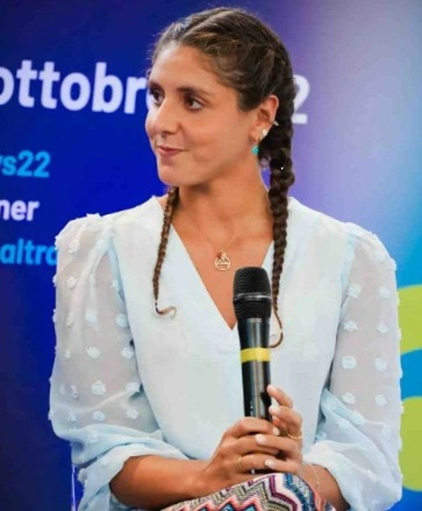 Linda Cerruti, commenti sessisti in rete: scattano12 denunce- FOTO